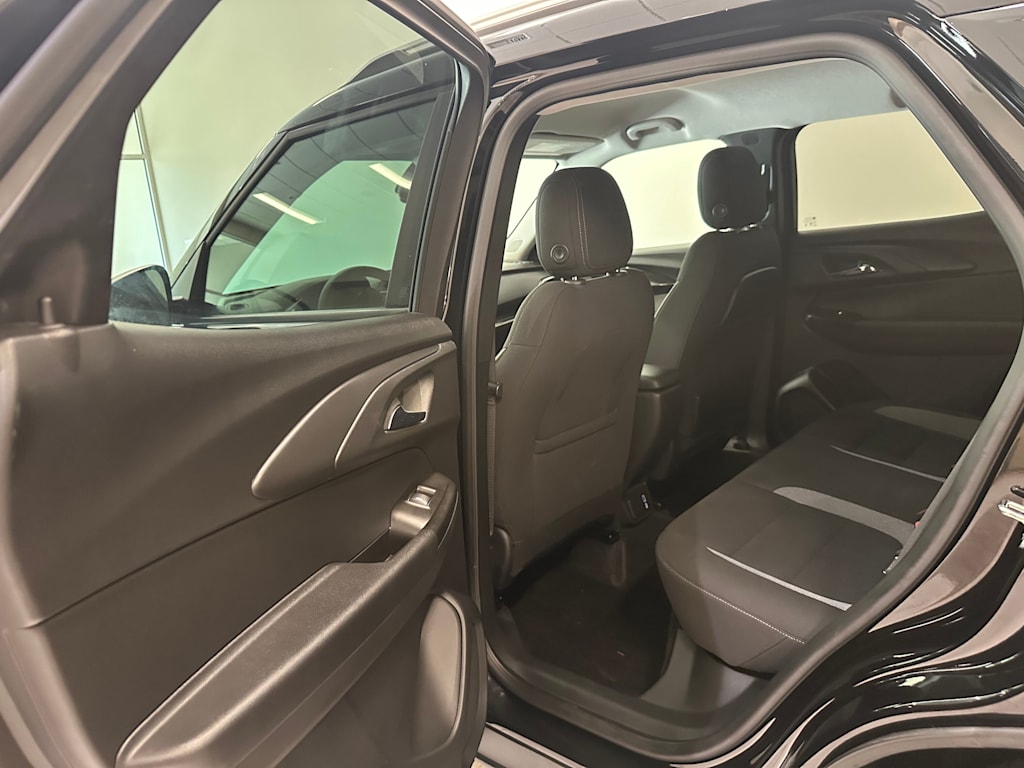 Thumbnail: 2023 Chevrolet TrailBlazer - 28