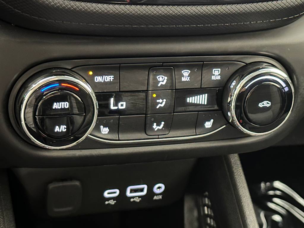 Thumbnail: 2023 Chevrolet TrailBlazer - 23