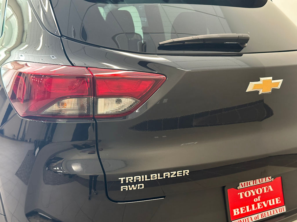 Thumbnail: 2023 Chevrolet TrailBlazer - 21