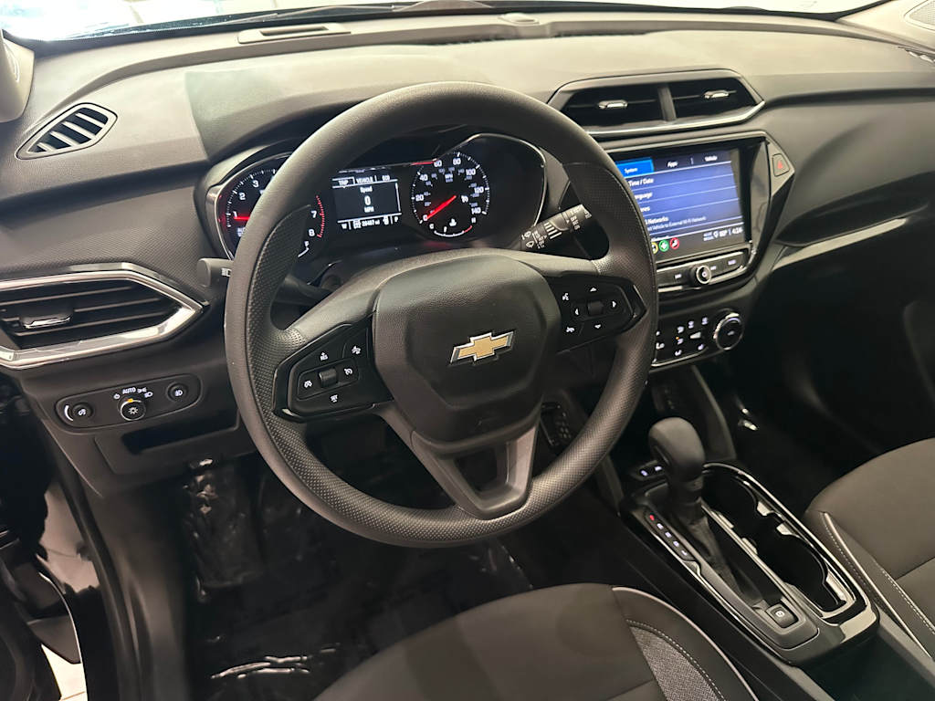 Thumbnail: 2023 Chevrolet TrailBlazer - 2