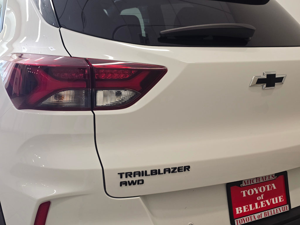 Thumbnail: 2021 Chevrolet TrailBlazer - 21