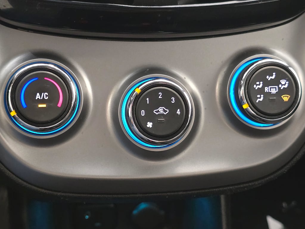 Thumbnail: 2017 Chevrolet Spark - 23