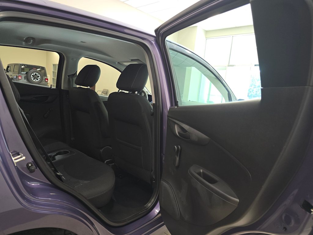 Thumbnail: 2017 Chevrolet Spark - 20