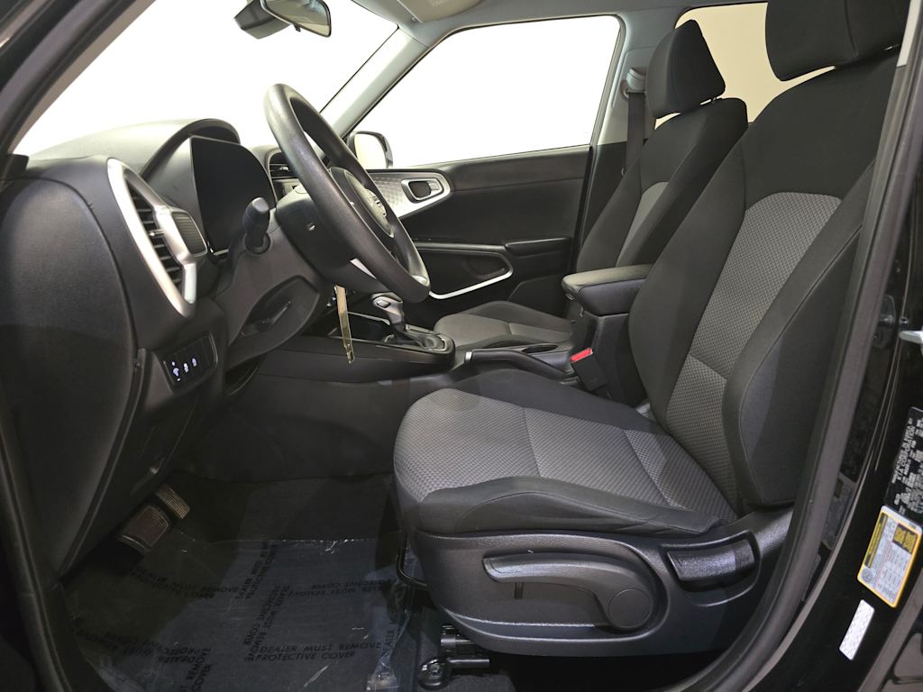 Thumbnail: 2023 Kia Soul - 11
