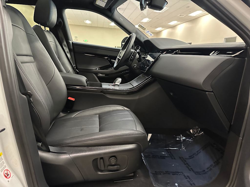 Thumbnail: 2025 Land Rover Range Rover Evoque - 12