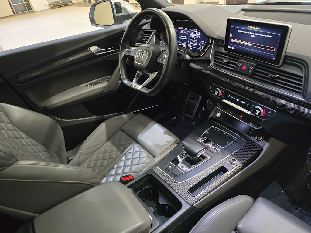 Thumbnail: 2018 Audi SQ5 - 33