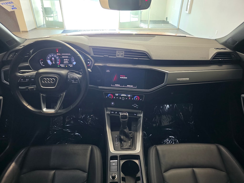 Thumbnail: 2023 Audi Q3 - 8