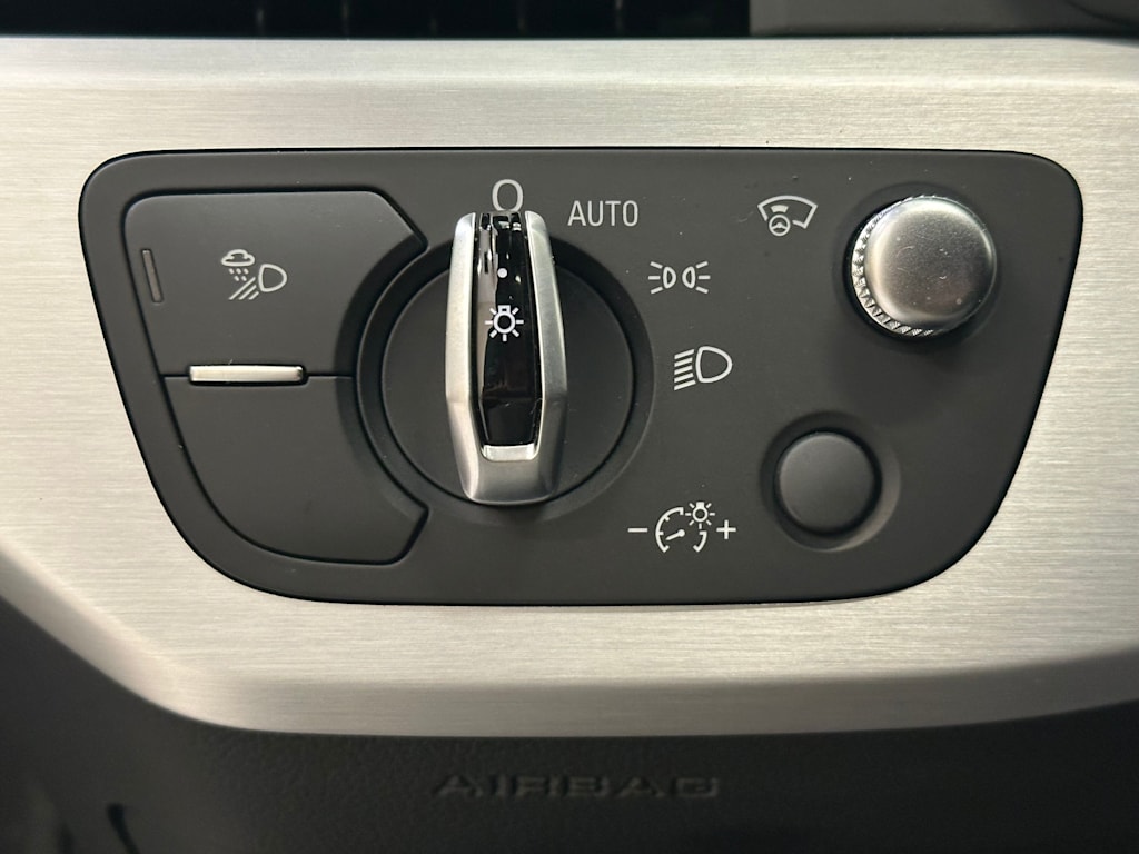 Thumbnail: 2018 Audi S5 - 26