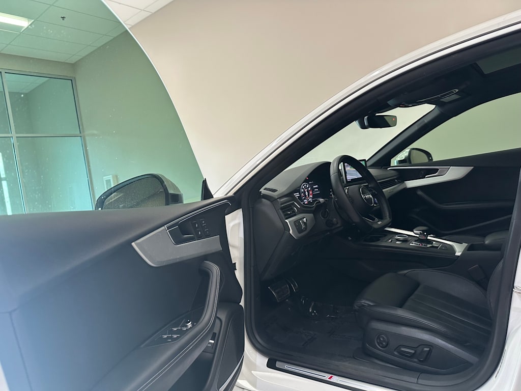 Thumbnail: 2018 Audi S5 - 15