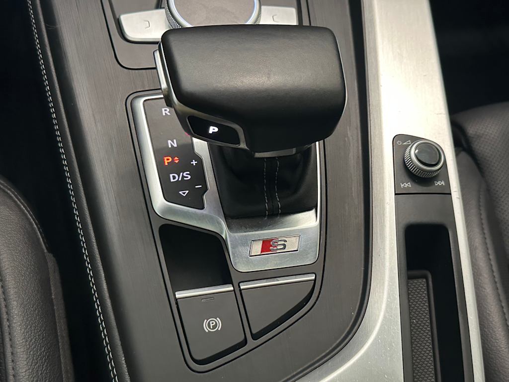 Thumbnail: 2018 Audi S5 - 17