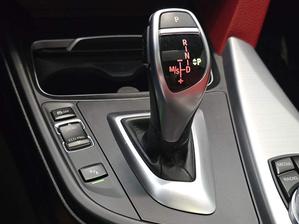 Thumbnail: 2016 BMW 4 Series - 16