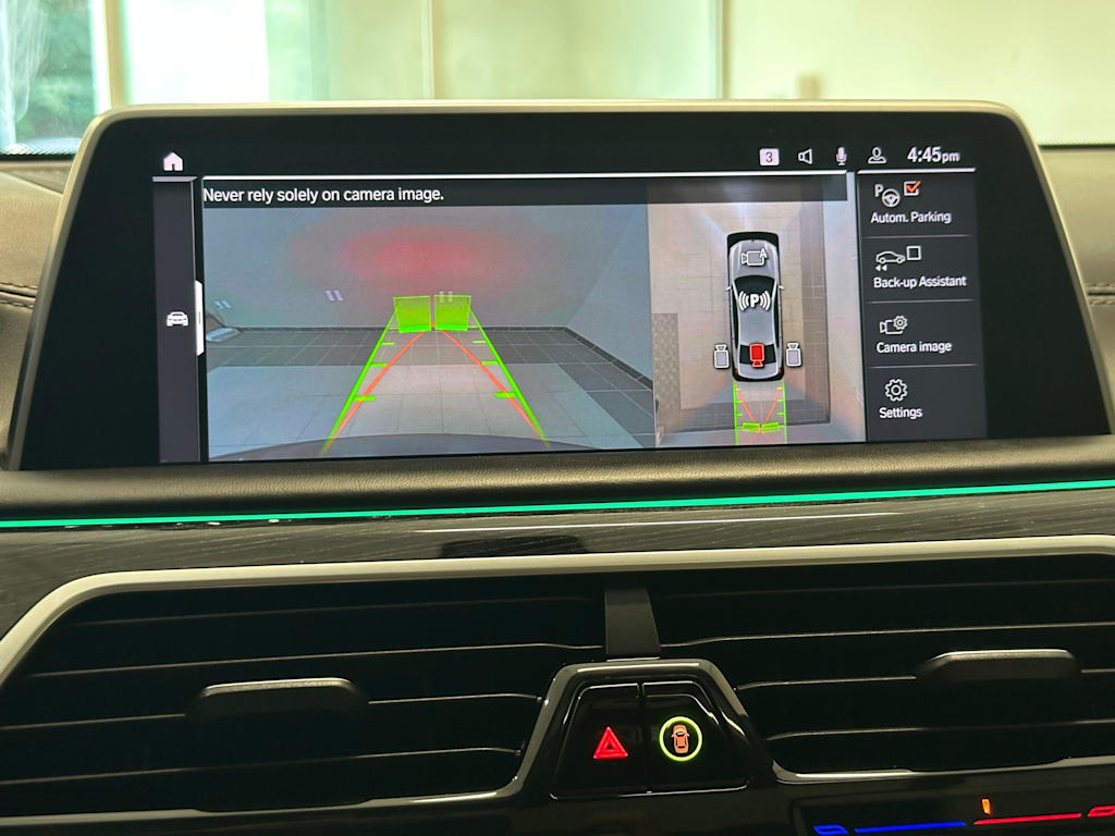 Thumbnail: 2021 BMW 7 Series - 15