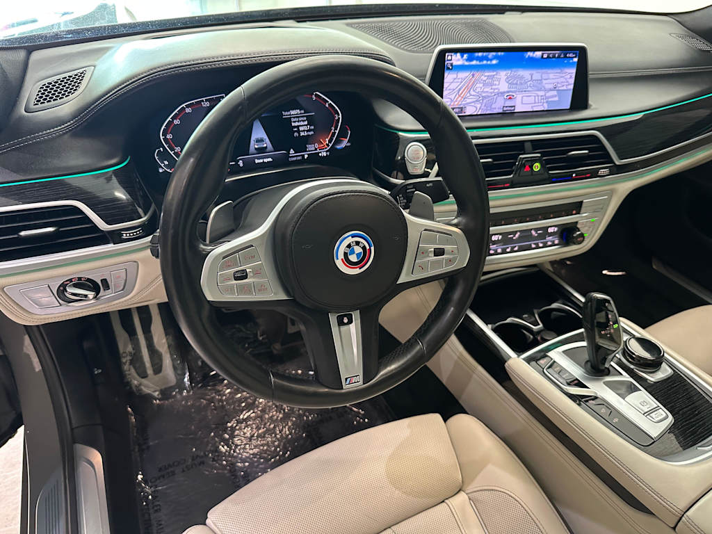 Thumbnail: 2021 BMW 7 Series - 2