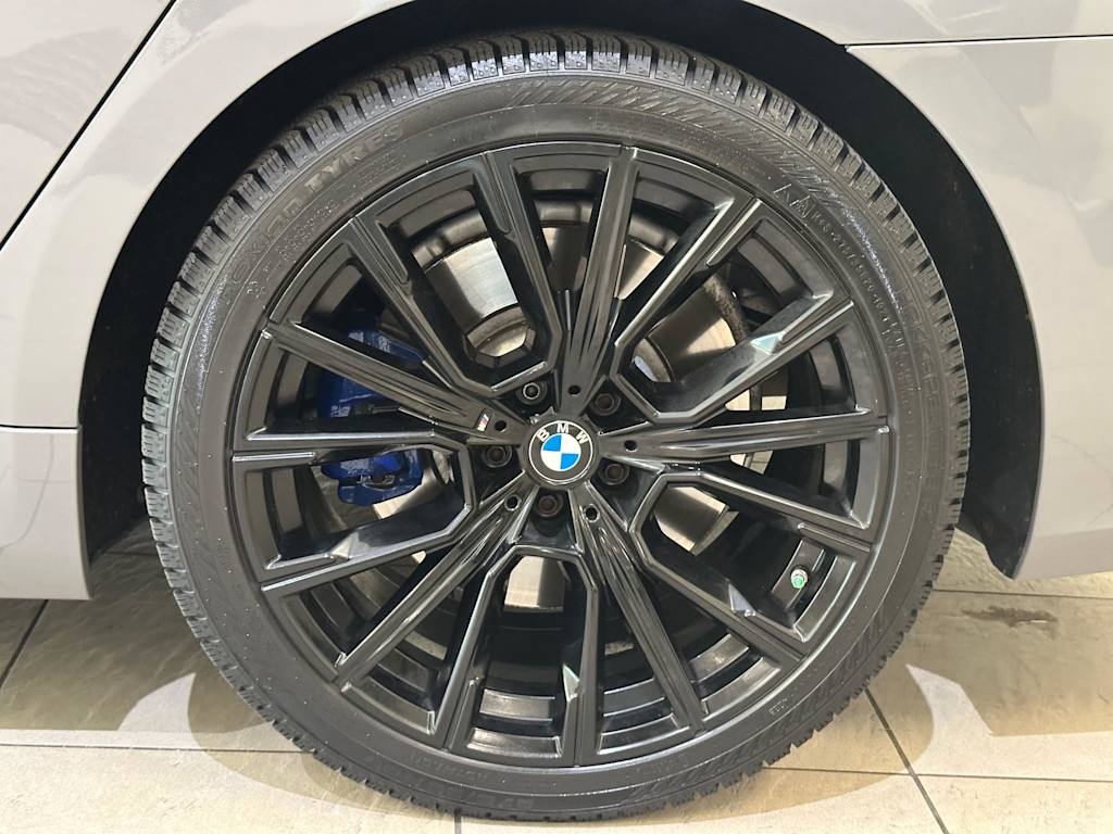 Thumbnail: 2021 BMW 7 Series - 7