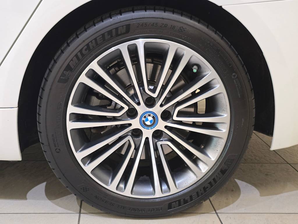 Thumbnail: 2019 BMW 5 Series - 7