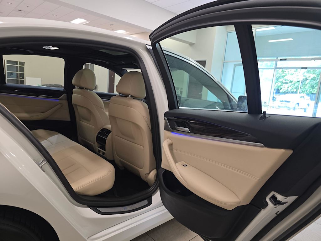 Thumbnail: 2019 BMW 5 Series - 31
