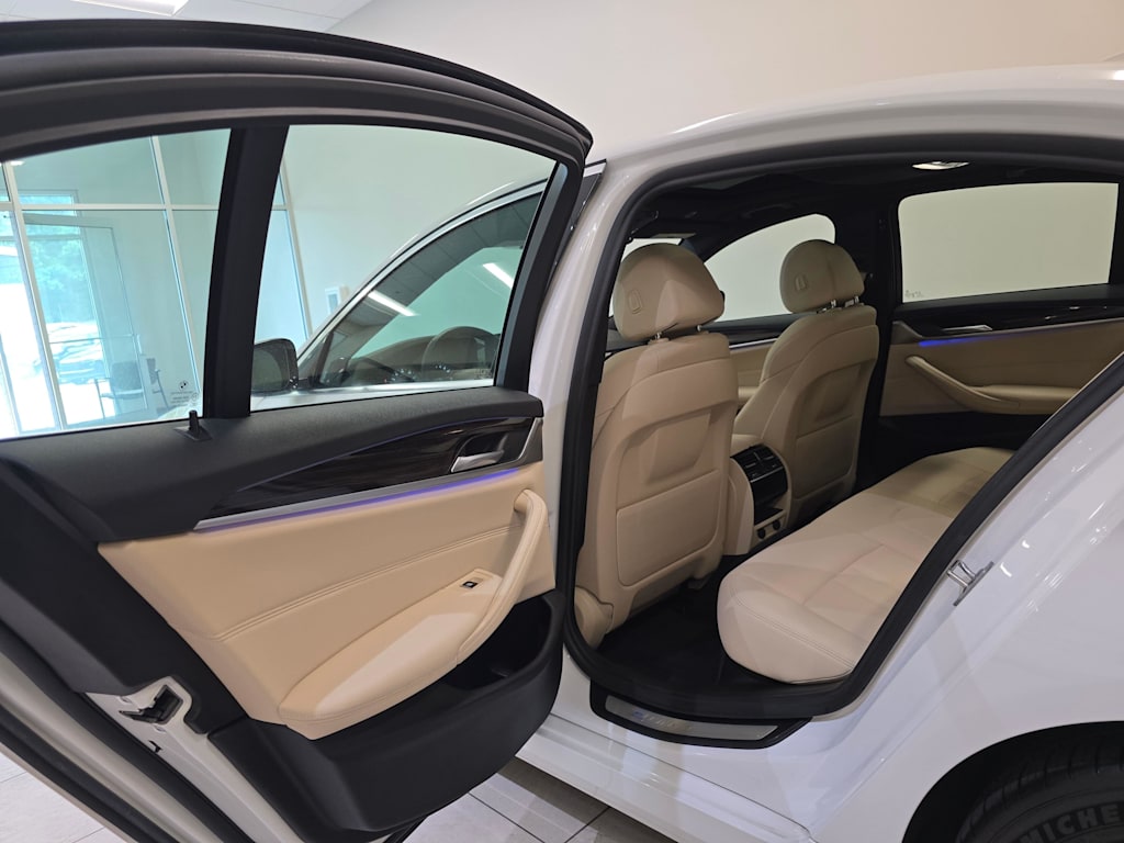 Thumbnail: 2019 BMW 5 Series - 29