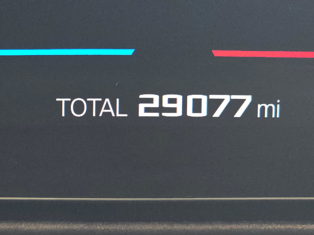 Thumbnail: 2025 BMW M3 - 29