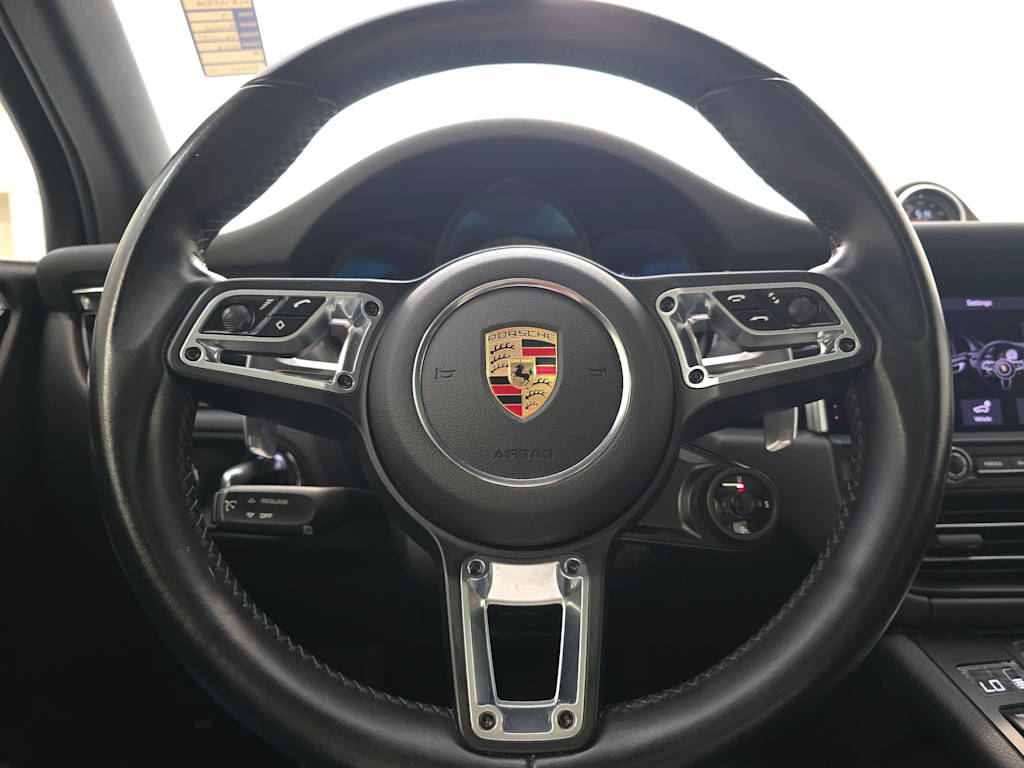 Thumbnail: 2019 Porsche Macan - 14