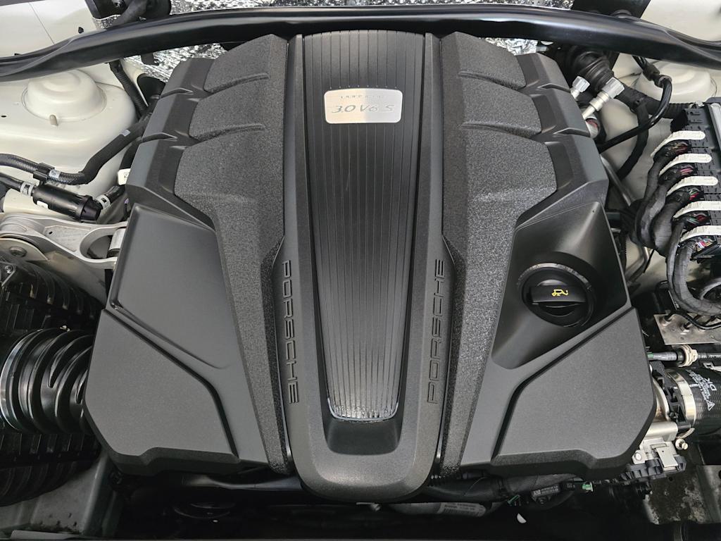 Thumbnail: 2019 Porsche Macan - 9