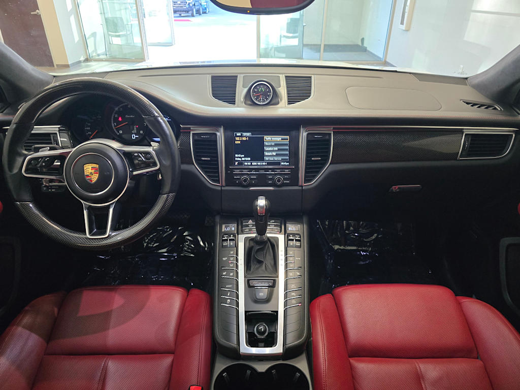 Thumbnail: 2015 Porsche Macan - 10