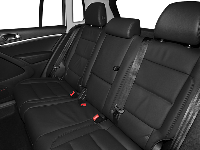 Thumbnail: 2013 Volkswagen Tiguan - 10