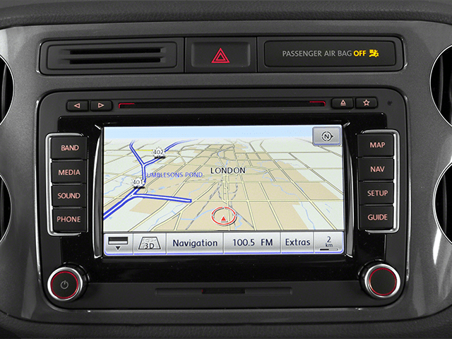 Thumbnail: 2013 Volkswagen Tiguan - 21