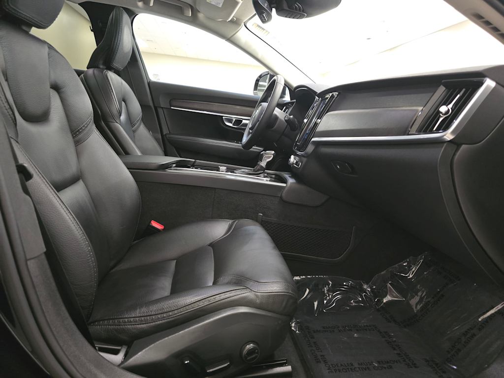 Thumbnail: 2019 Volvo V90 - 12