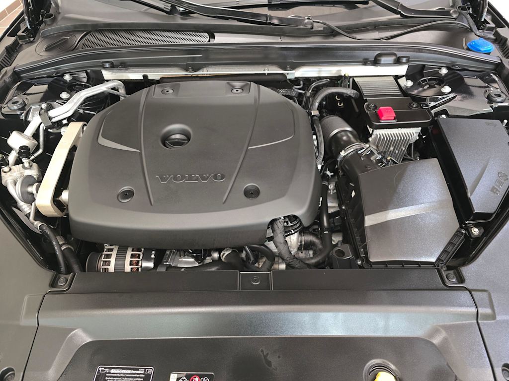Thumbnail: 2019 Volvo V90 - 9