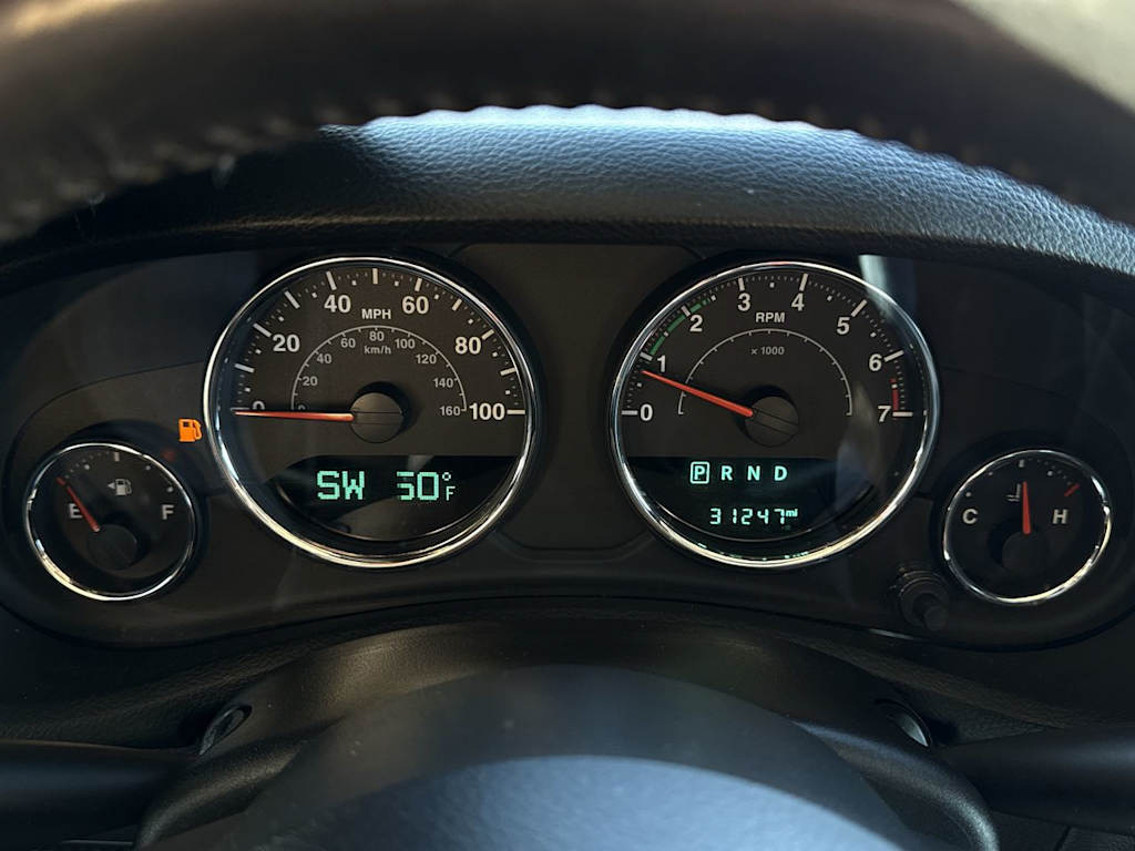 Thumbnail: 2018 Jeep Wrangler - 14