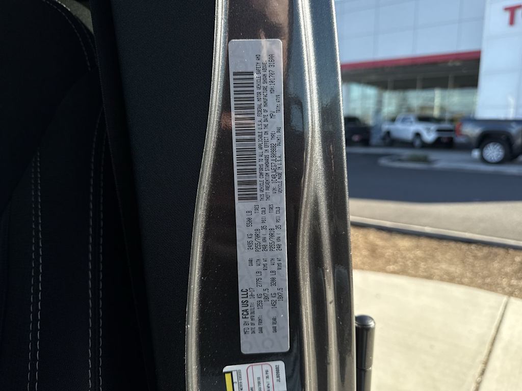 Thumbnail: 2018 Jeep Wrangler - 17