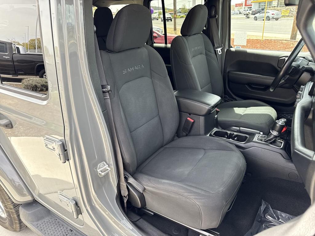 Thumbnail: 2022 Jeep Wrangler - 11