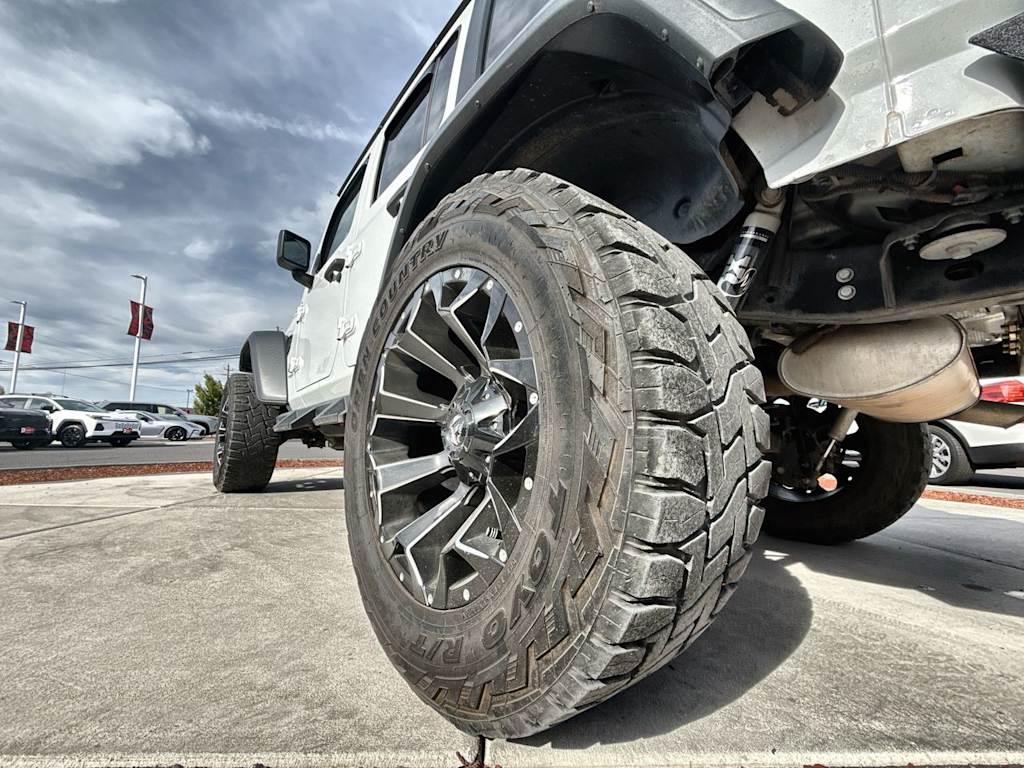 Thumbnail: 2020 Jeep Wrangler - 6