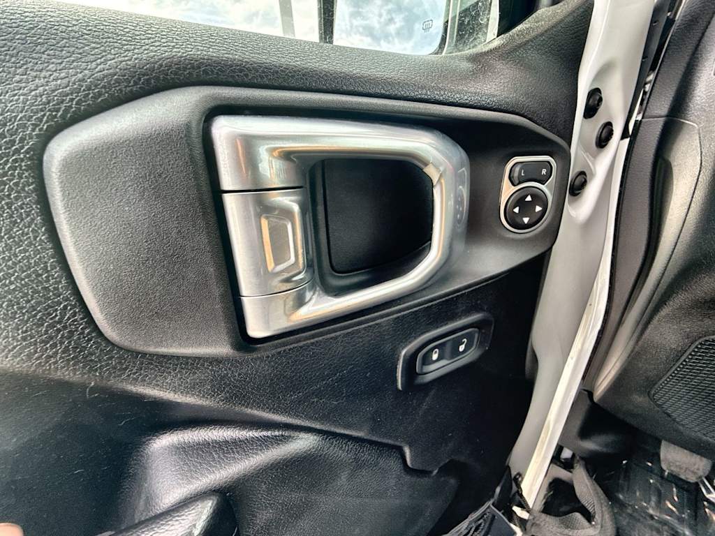 Thumbnail: 2020 Jeep Wrangler - 24