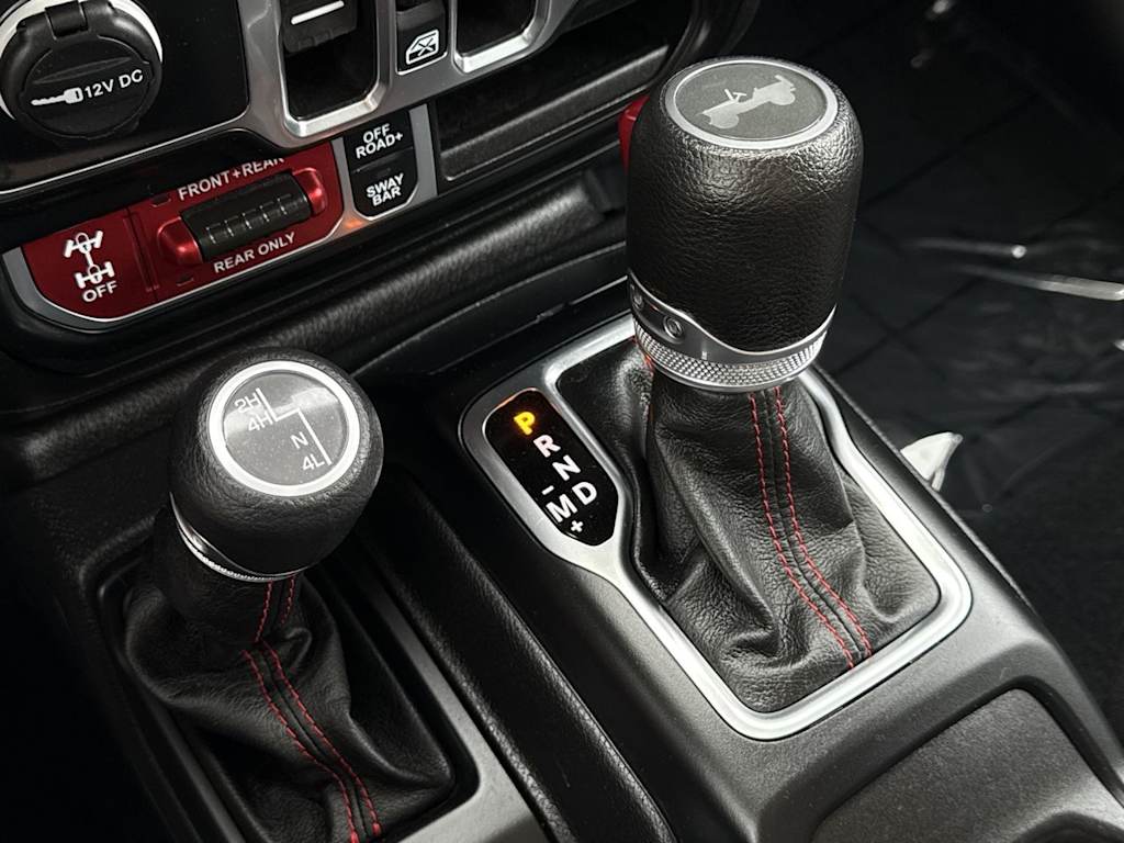 Thumbnail: 2023 Jeep Wrangler - 14