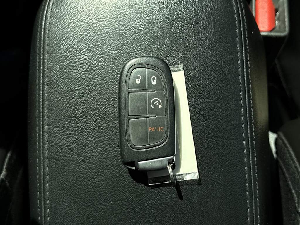 Thumbnail: 2021 Jeep Cherokee - 18