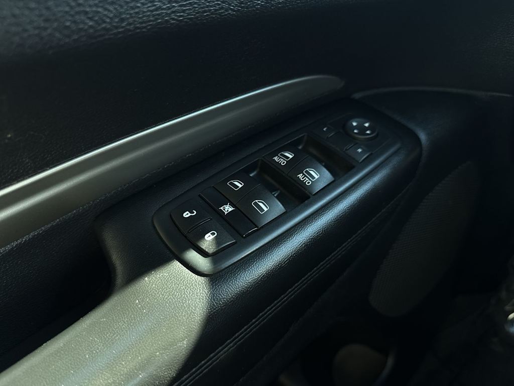 Thumbnail: 2016 Dodge Durango - 23