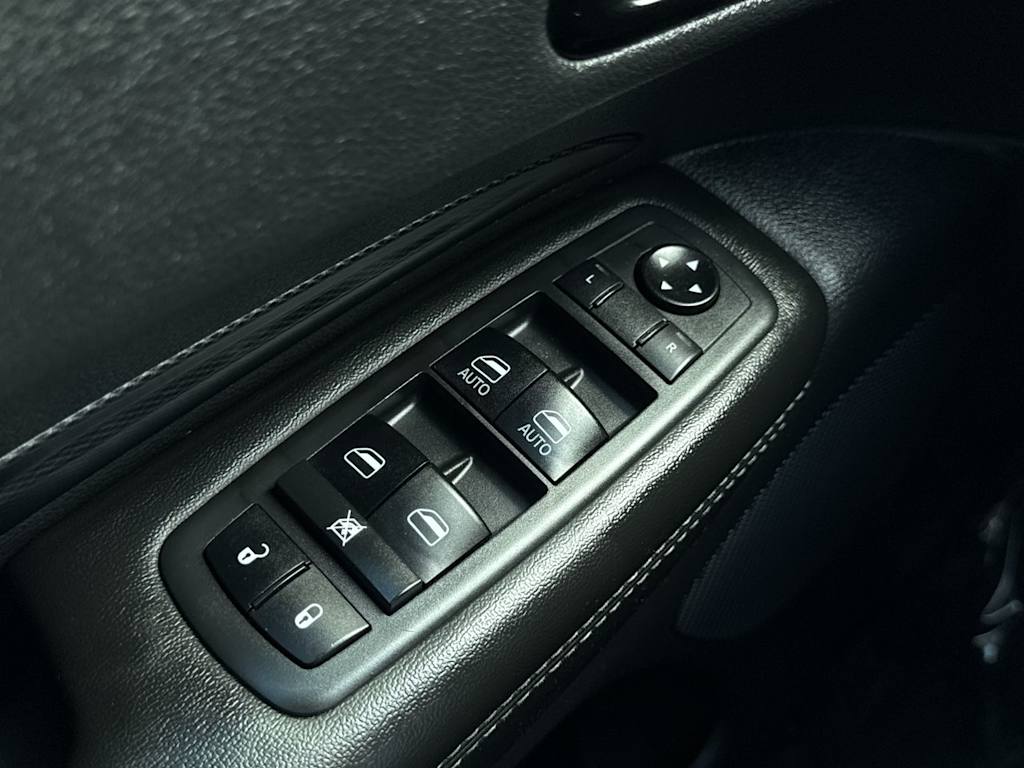 Thumbnail: 2021 Dodge Durango - 24