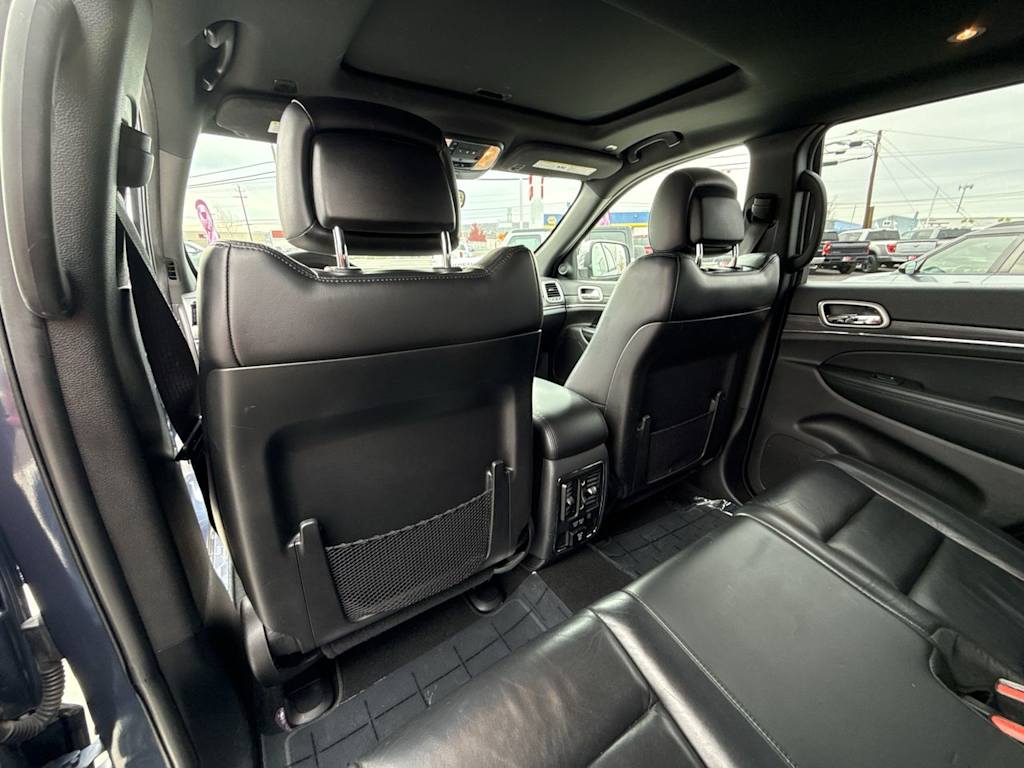 Thumbnail: 2019 Jeep Grand Cherokee - 21