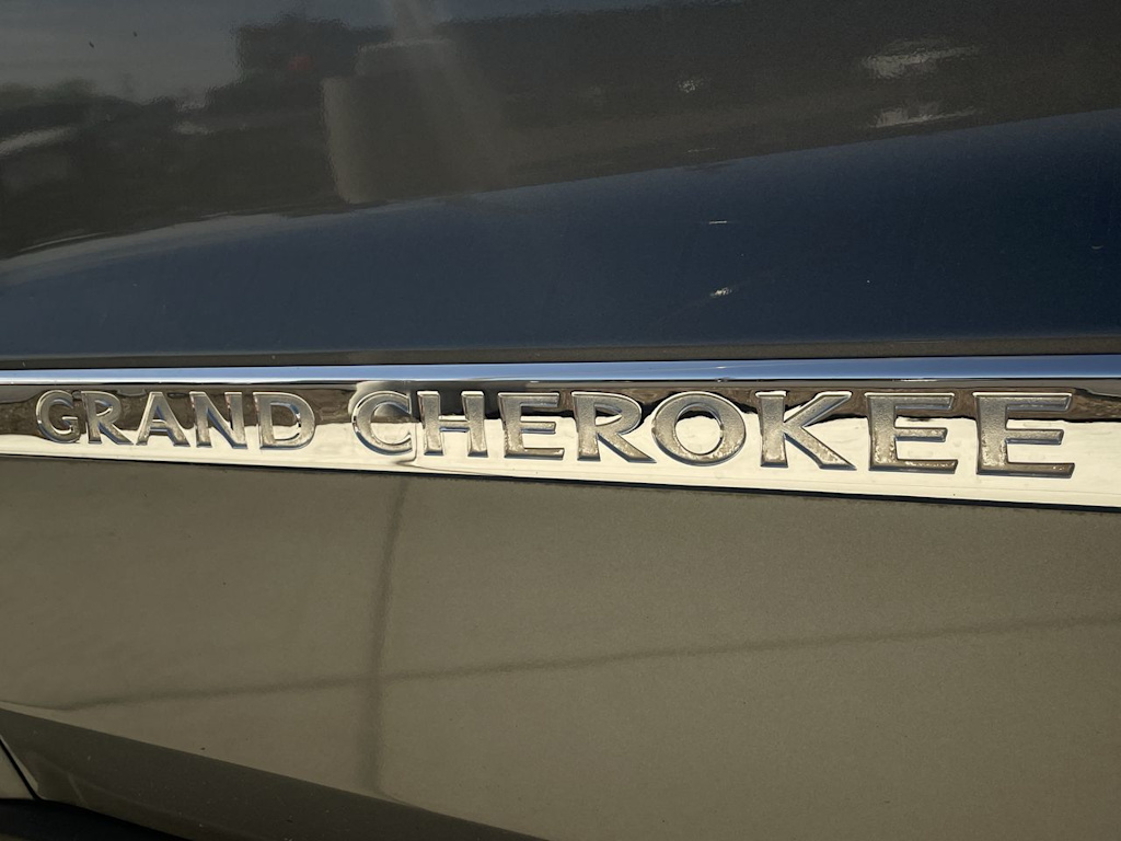 2012 Jeep Grand Cherokee Limited Edition 7
