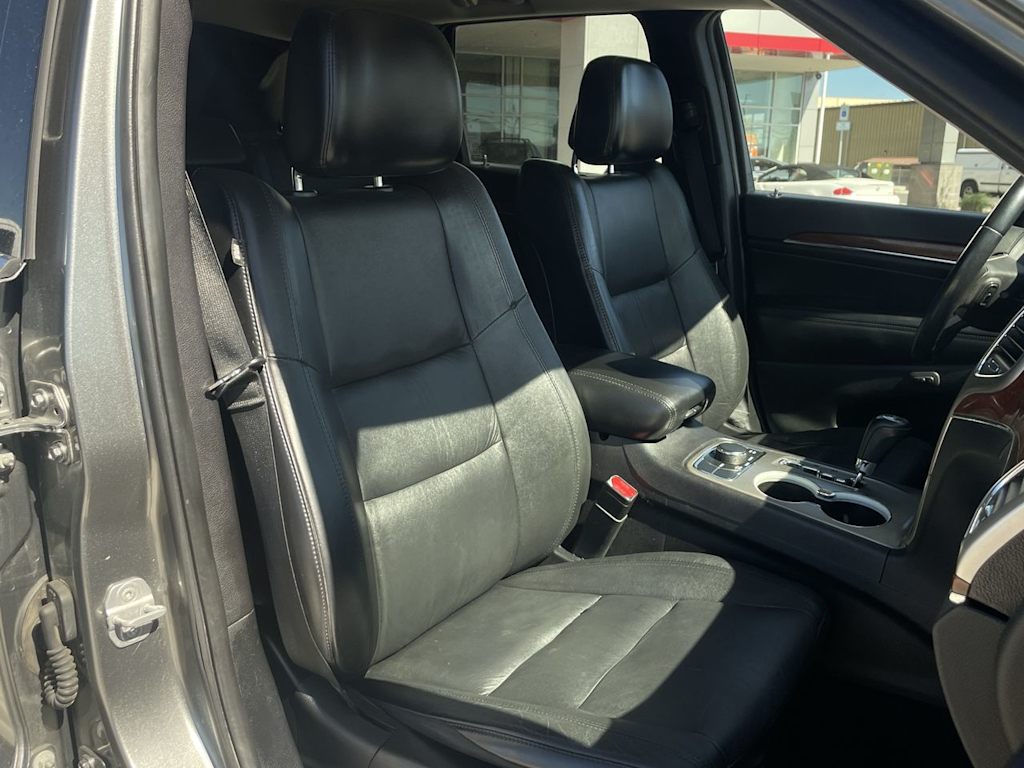 2012 Jeep Grand Cherokee Limited Edition 12