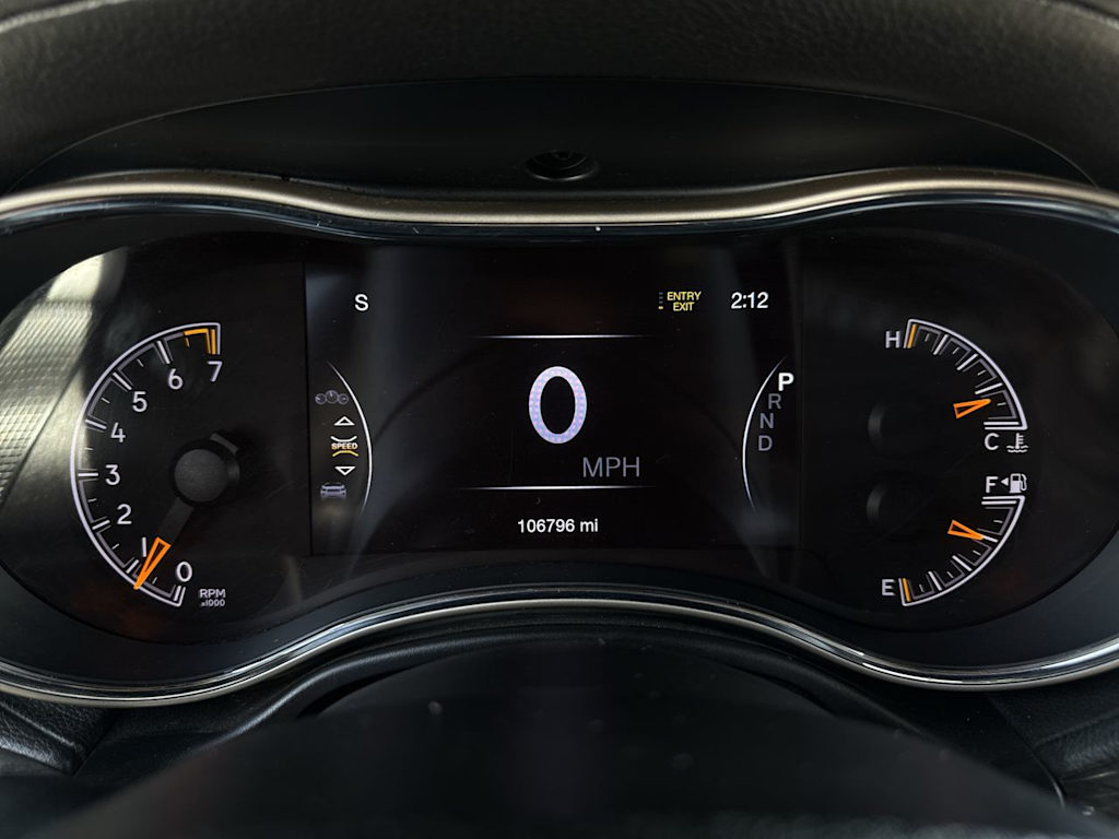 Thumbnail: 2016 Jeep Grand Cherokee - 15