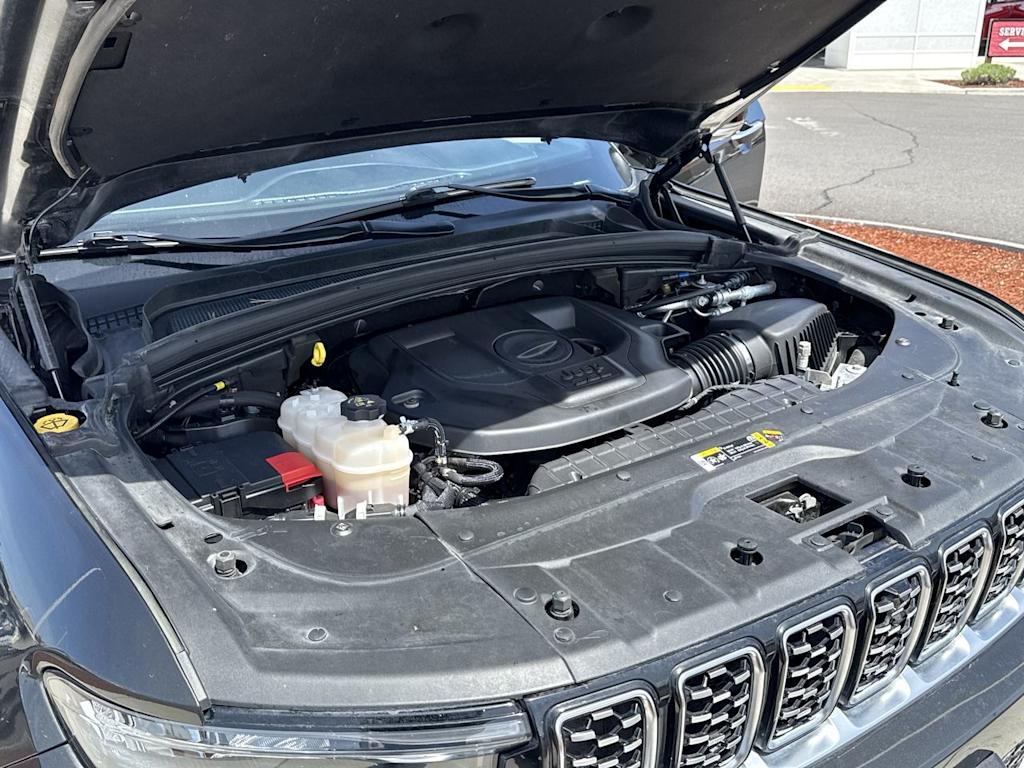 Thumbnail: 2023 Jeep Grand Cherokee - 9