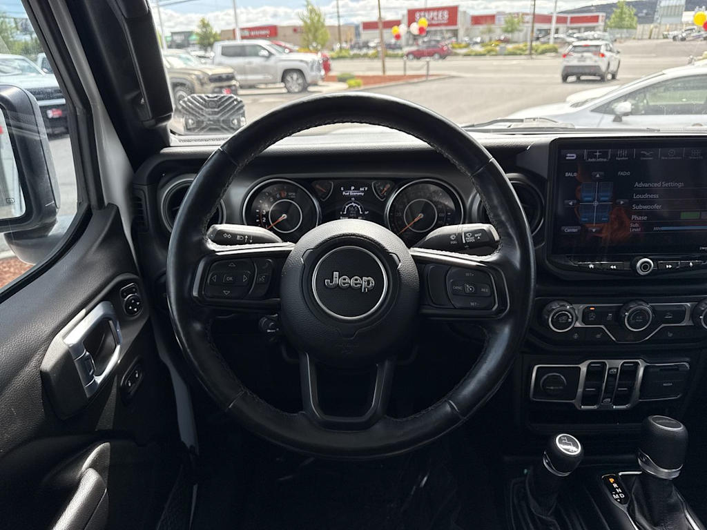 Thumbnail: 2021 Jeep Gladiator - 10