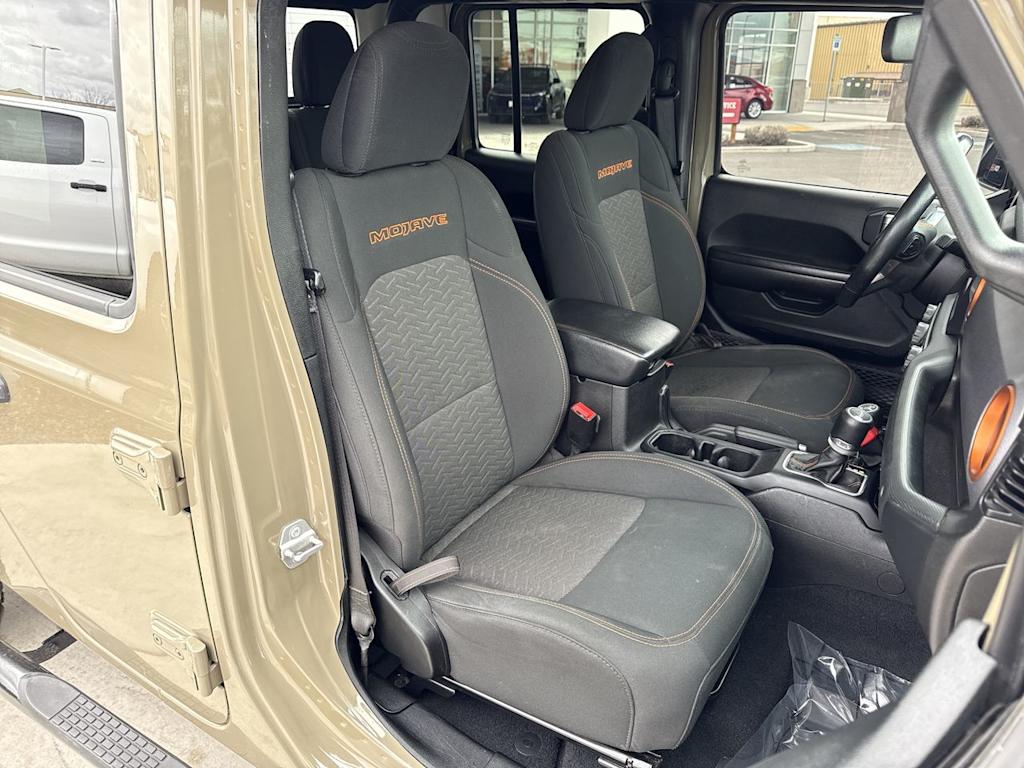 Thumbnail: 2020 Jeep Gladiator - 12