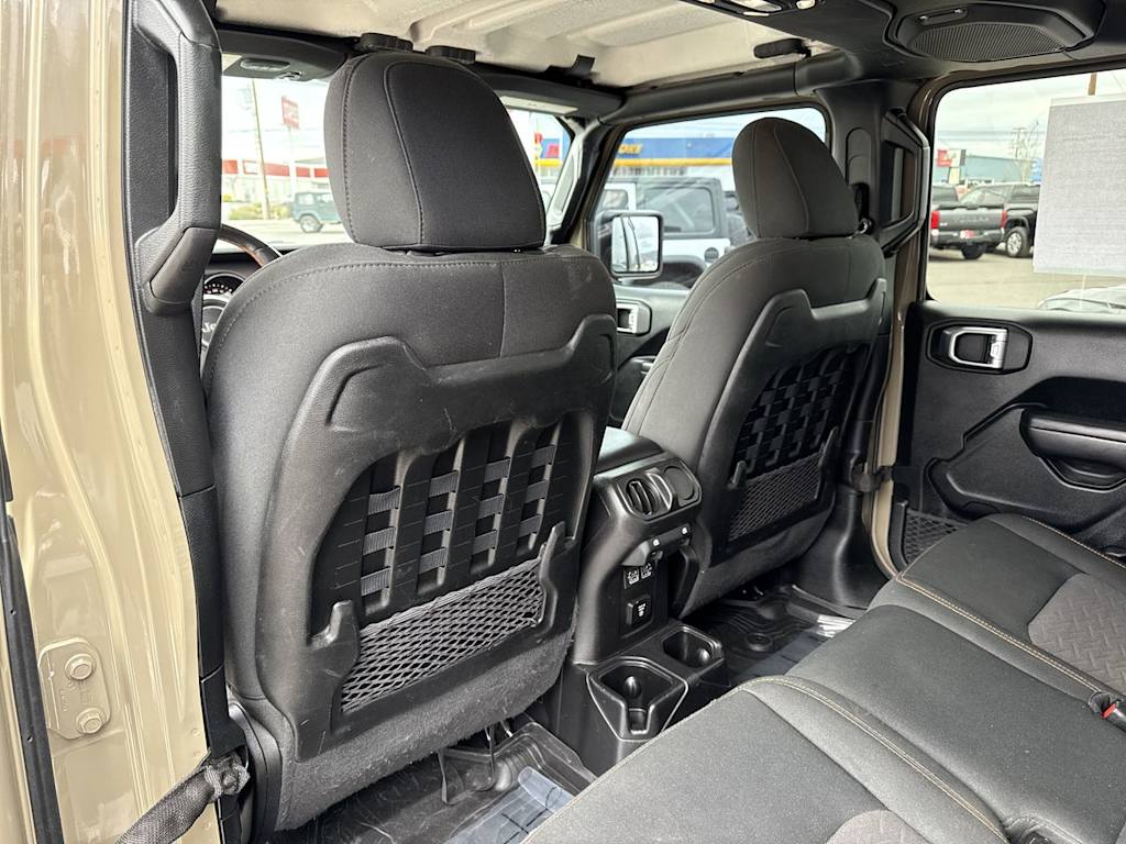 Thumbnail: 2020 Jeep Gladiator - 21