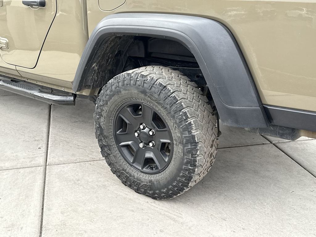 Thumbnail: 2020 Jeep Gladiator - 8