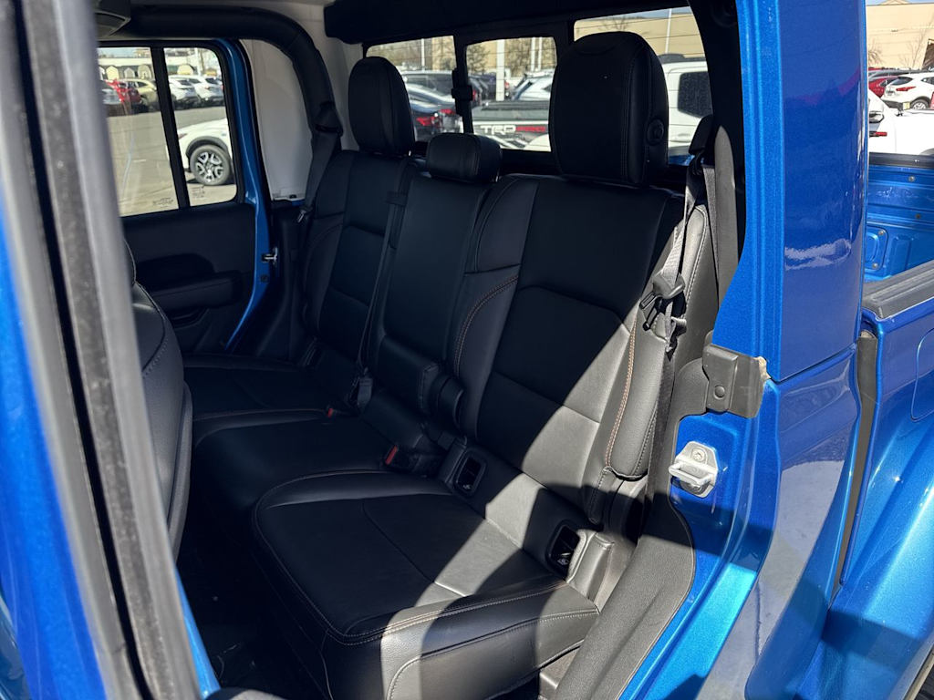 Thumbnail: 2022 Jeep Gladiator - 12