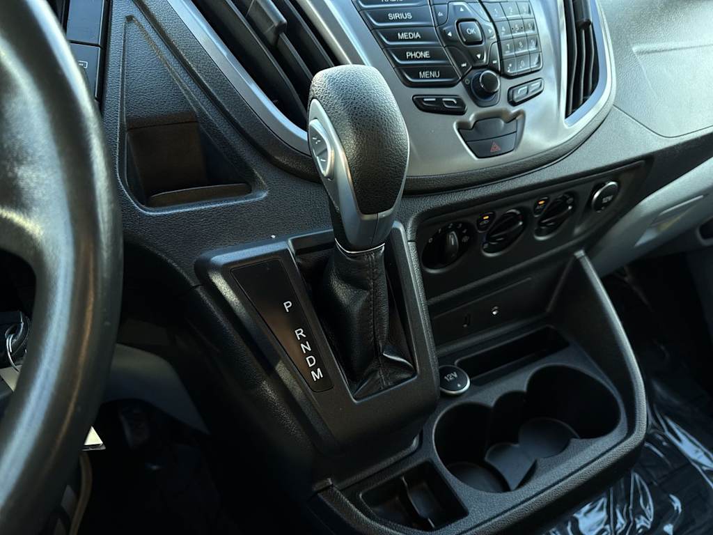 Thumbnail: 2016 Ford Transit Series - 22