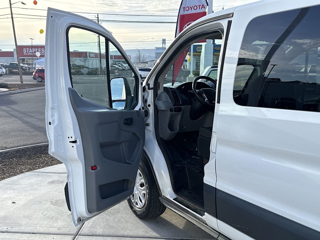 Thumbnail: 2016 Ford Transit Series - 19